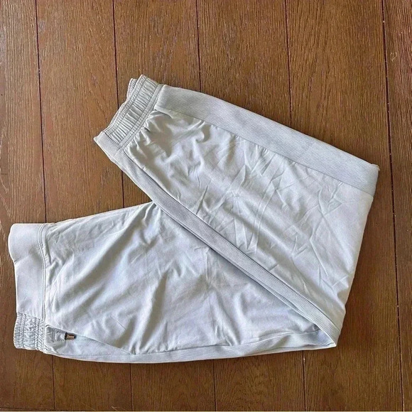 Athleta Womens Brooklyn Fully Lined Jogger Athletic Gym Zip Pocket Pants Sz 10 - Picture 3 of 10